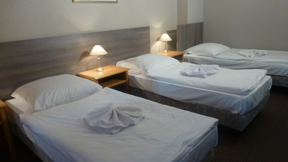 Hotel Rehberge Berlin Mitte Extérieur photo
