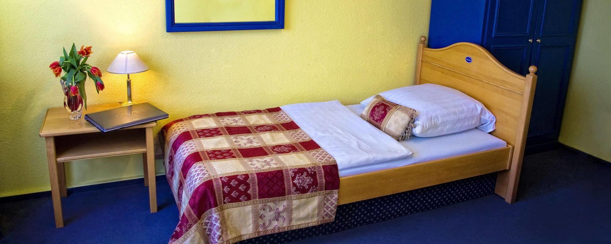 Hotel Rehberge Berlin Mitte Extérieur photo